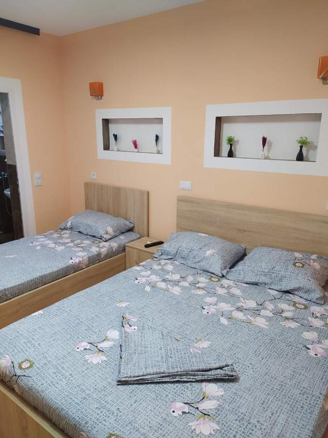 Grandino Rooms & Apartments Улцин Екстериор снимка